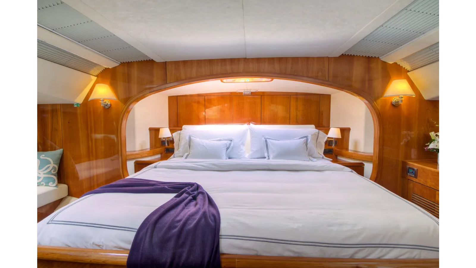 Privilege Catamaran 2010 Privilege 745 For Sale
