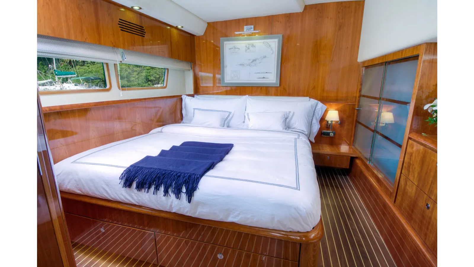 Privilege Catamaran 2010 Privilege 745 For Sale