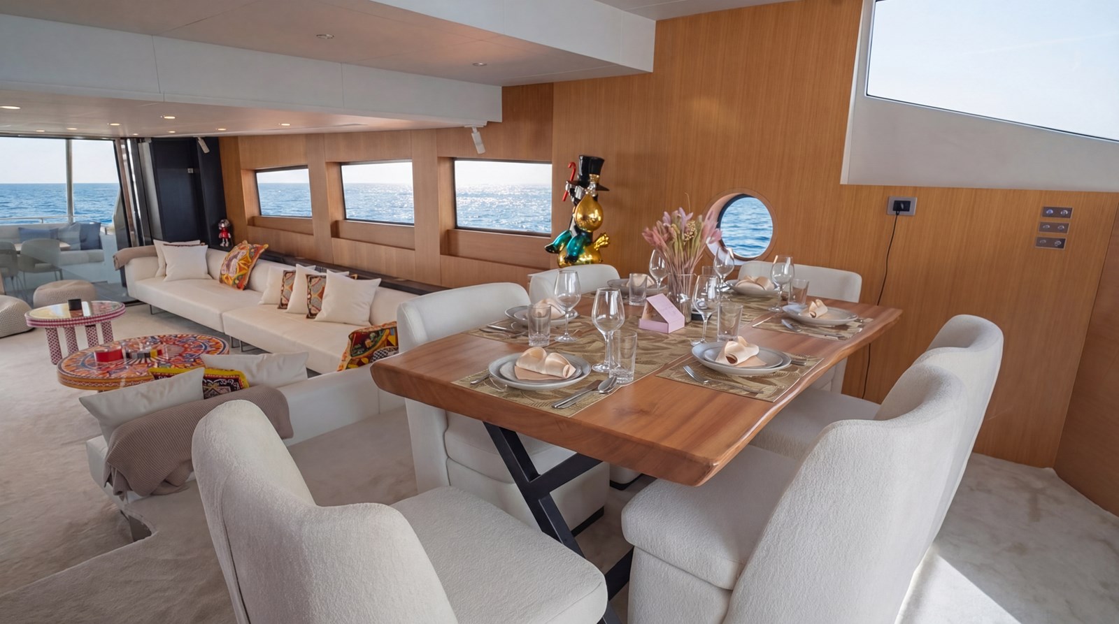 Aicon Yachts Motor Yacht Onyx For Sale