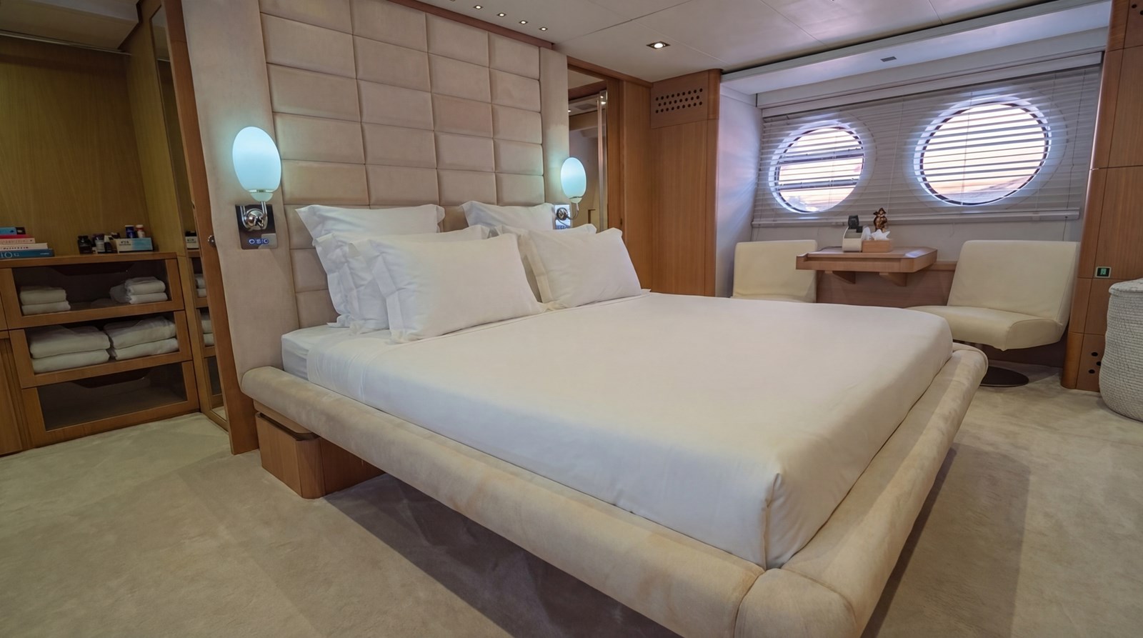 Aicon Yachts Motor Yacht Onyx For Sale