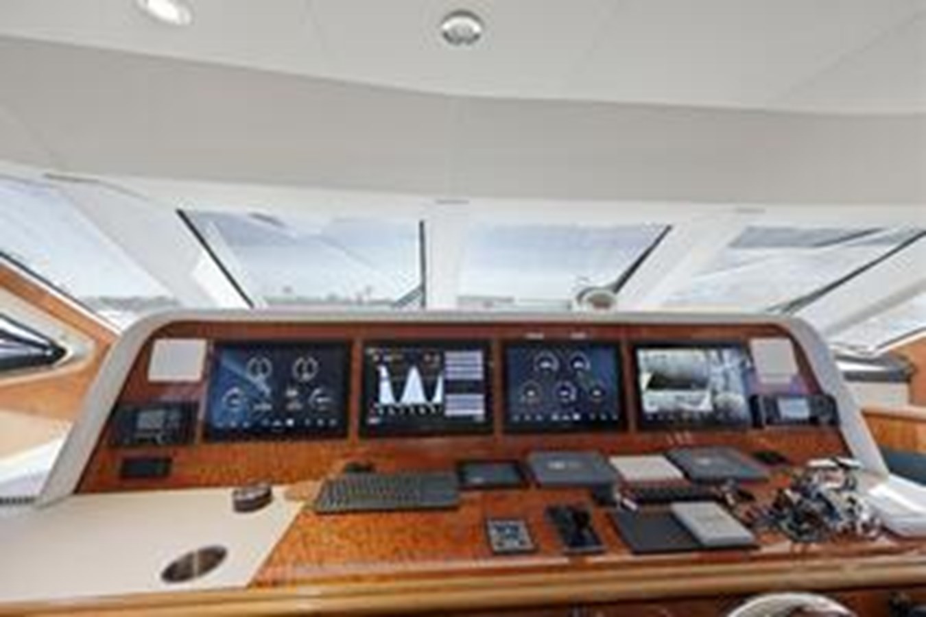 Cheoy Lee Motor Yacht FOOTLOOSE For Sale