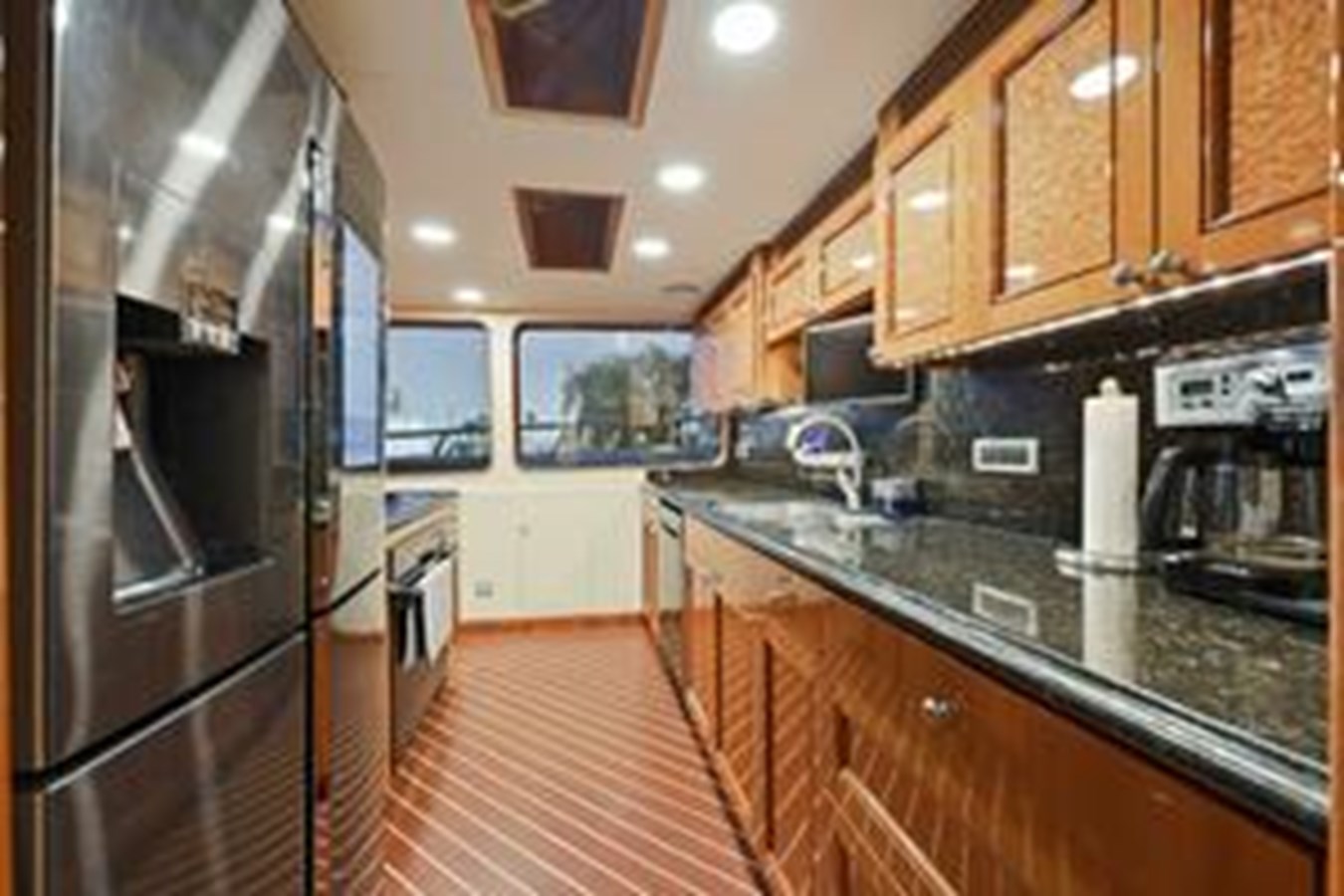 Cheoy Lee Motor Yacht FOOTLOOSE For Sale