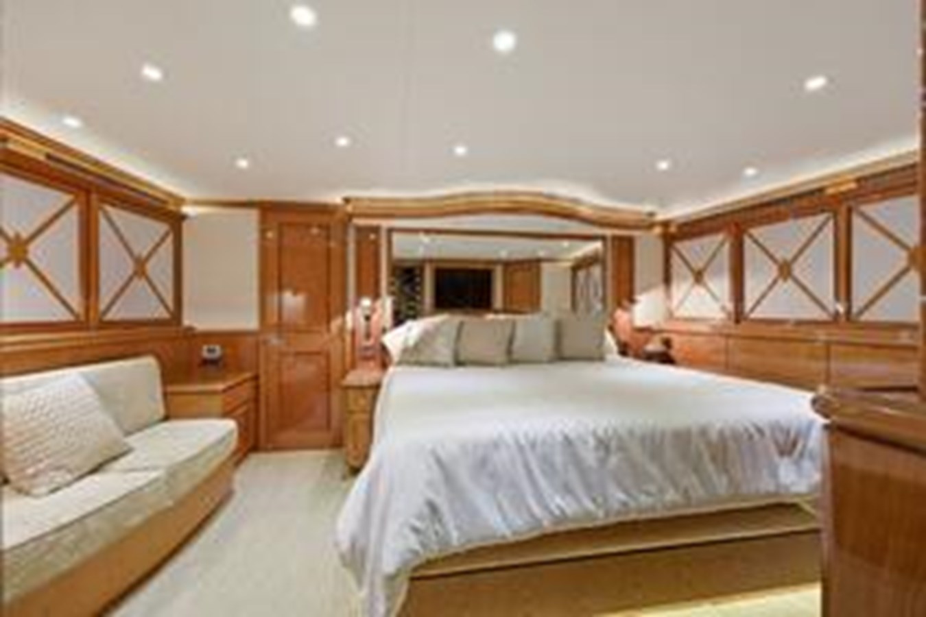 Cheoy Lee Motor Yacht FOOTLOOSE For Sale