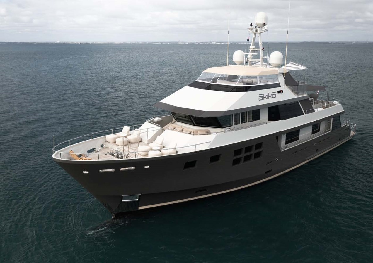 Alloy Yachts Nz Motor Yacht AKIKO For Sale