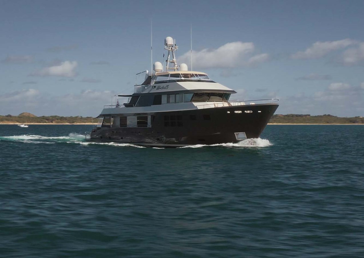 Alloy Yachts Nz Motor Yacht AKIKO For Sale