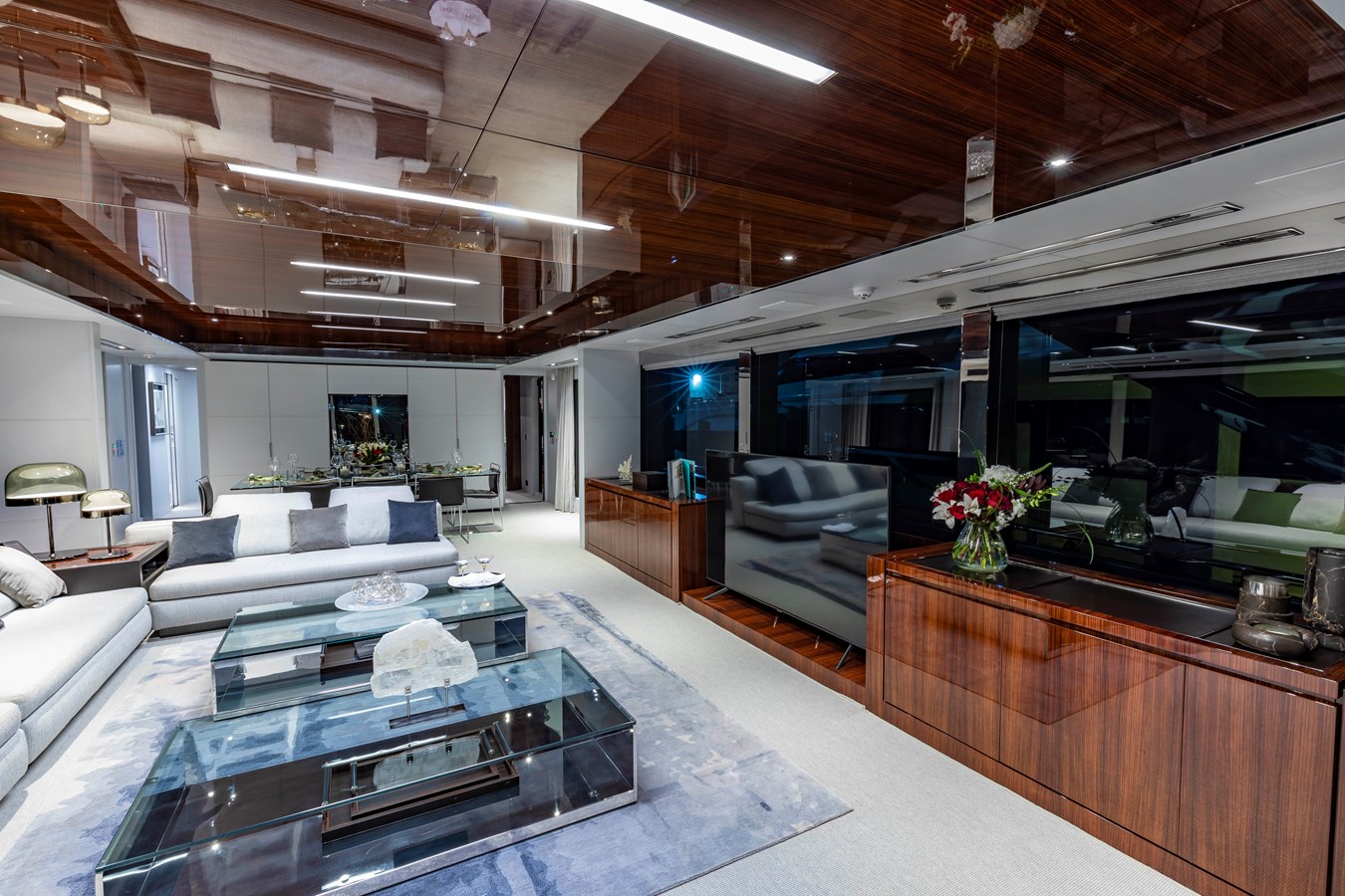 Riva Yacht Motor Yacht NO SURRENDER For Sale