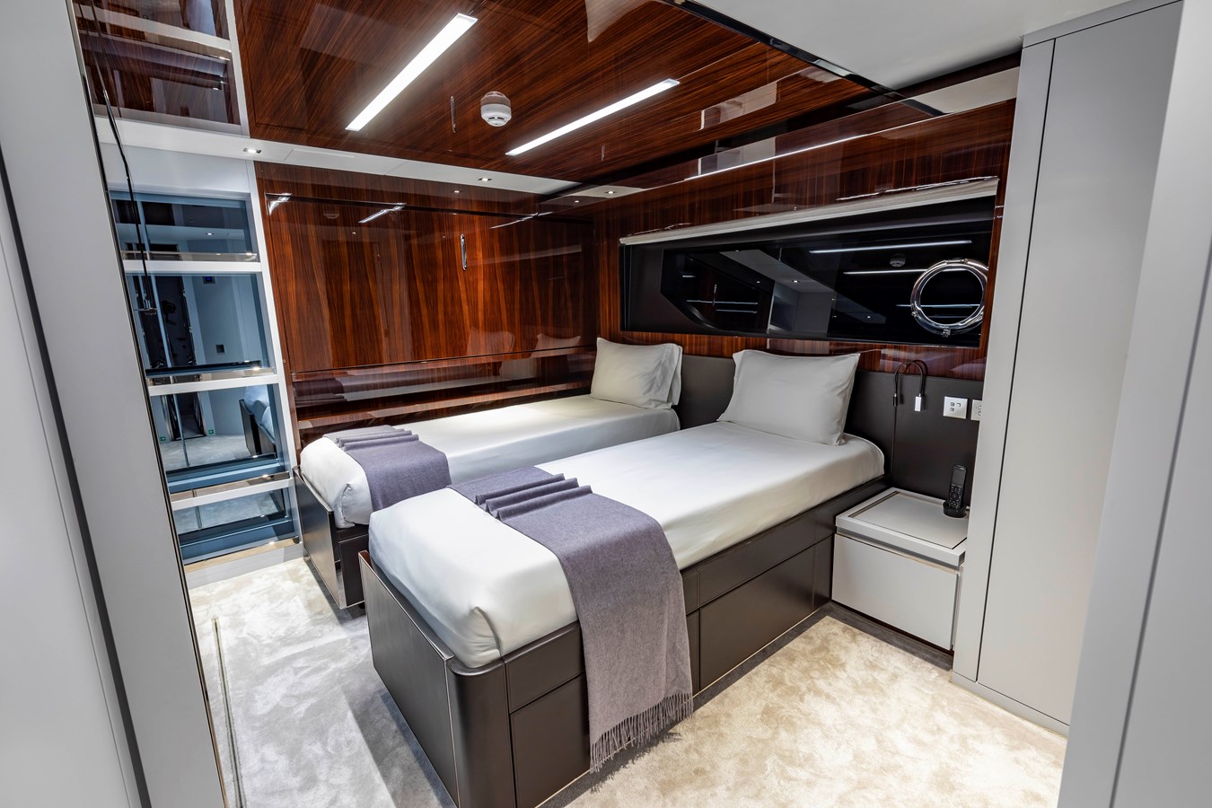Riva Yacht Motor Yacht NO SURRENDER For Sale