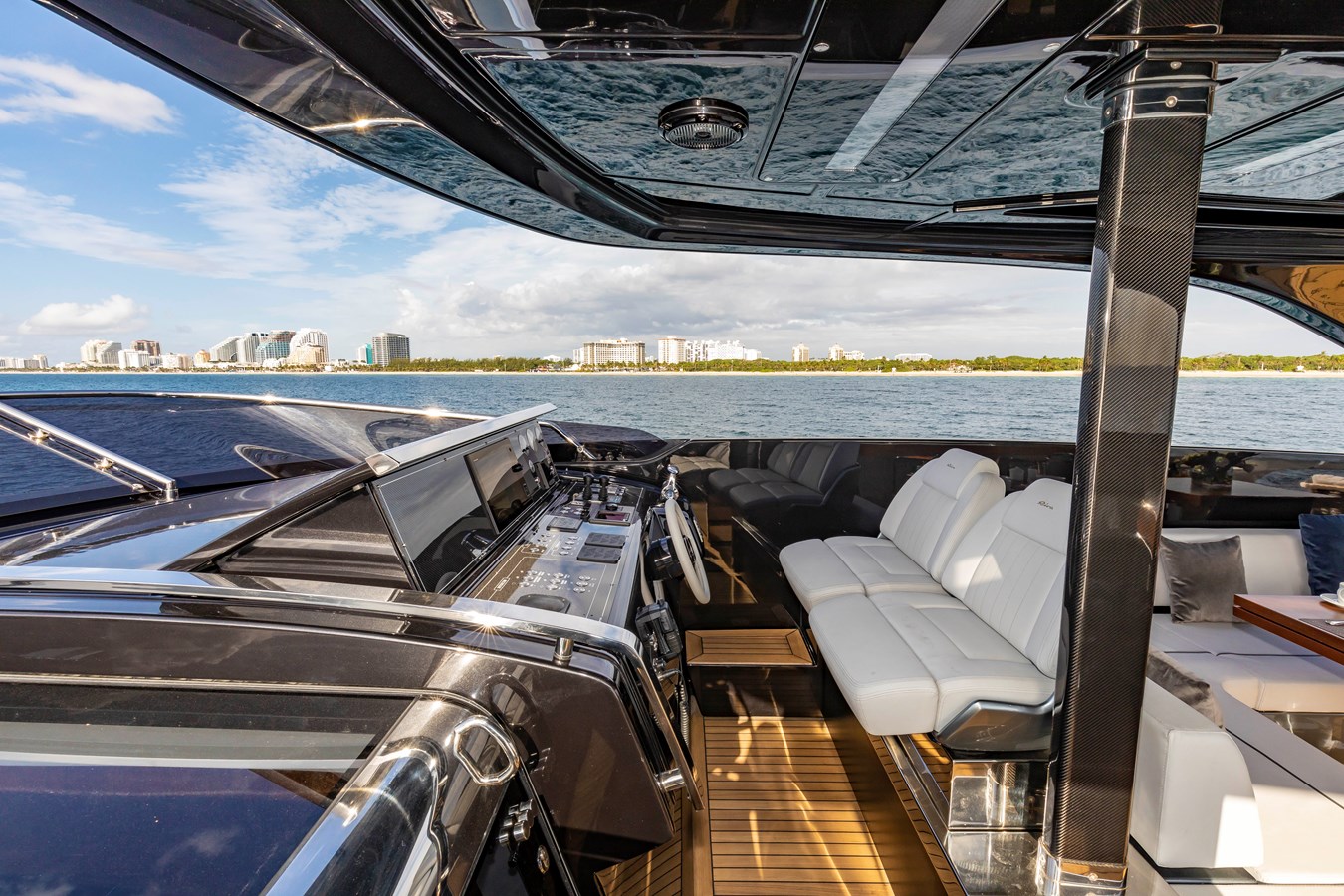 Riva Yacht Motor Yacht NO SURRENDER For Sale