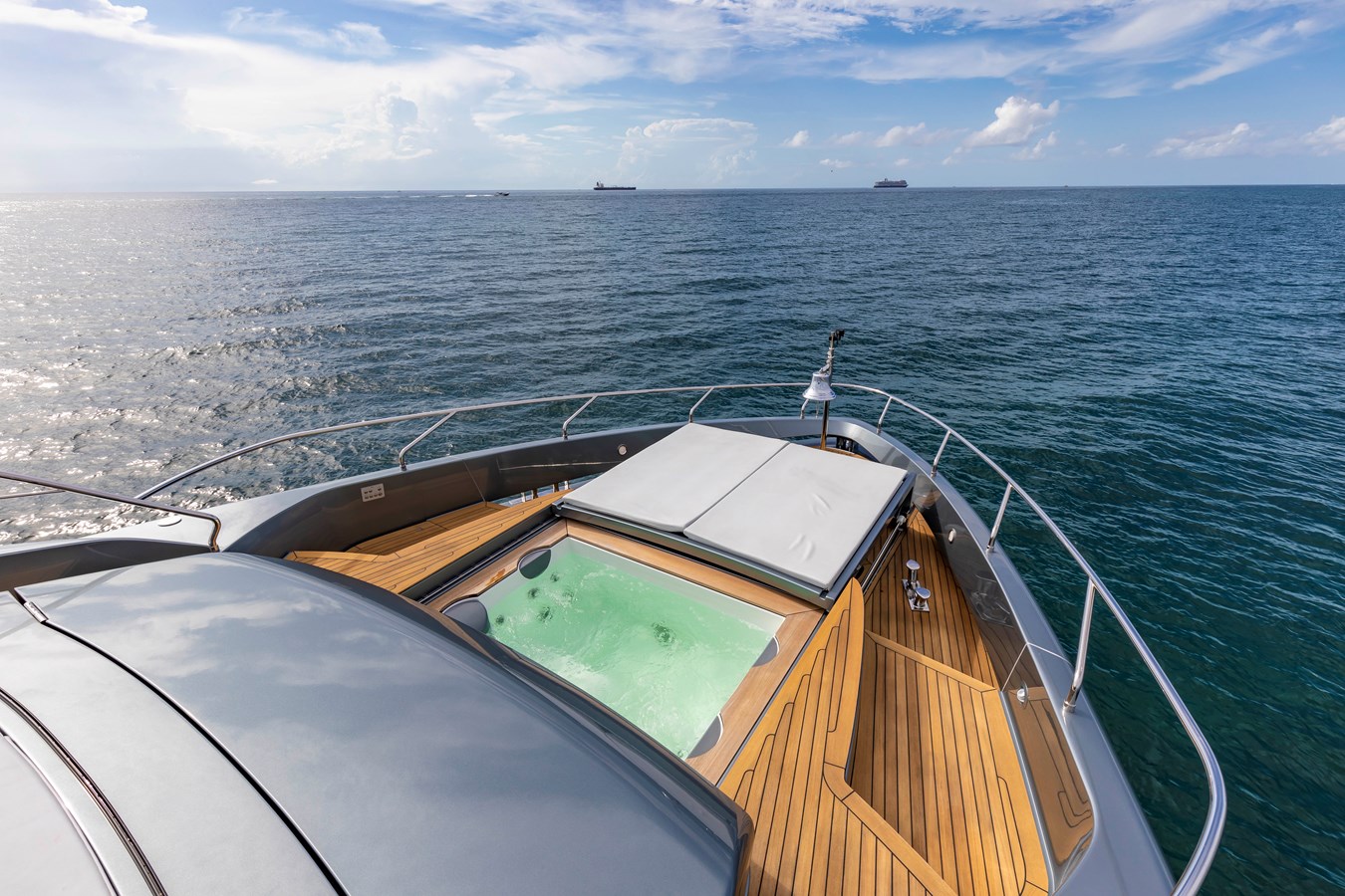 Riva Yacht Motor Yacht NO SURRENDER For Sale