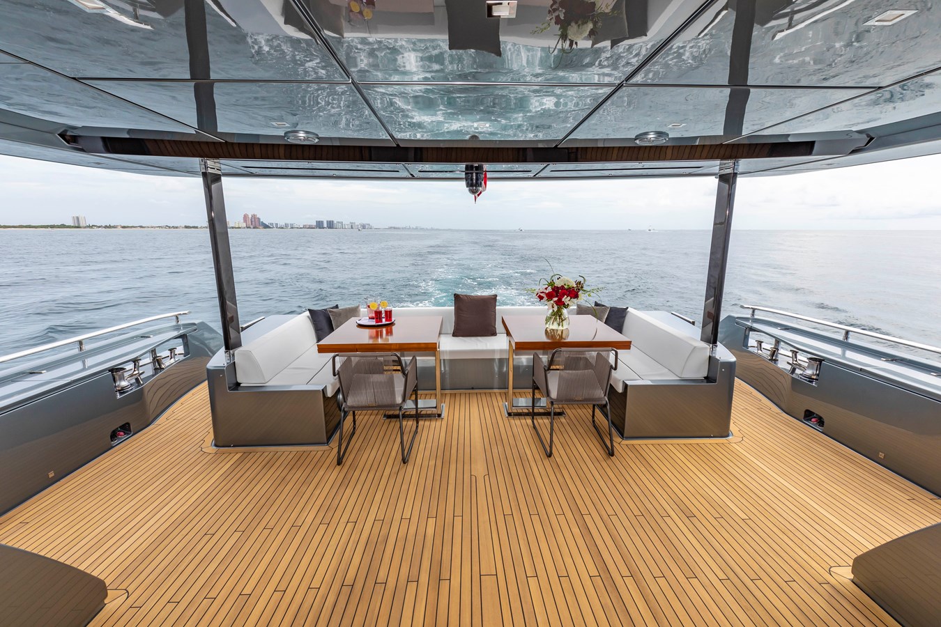 Riva Yacht Motor Yacht NO SURRENDER For Sale