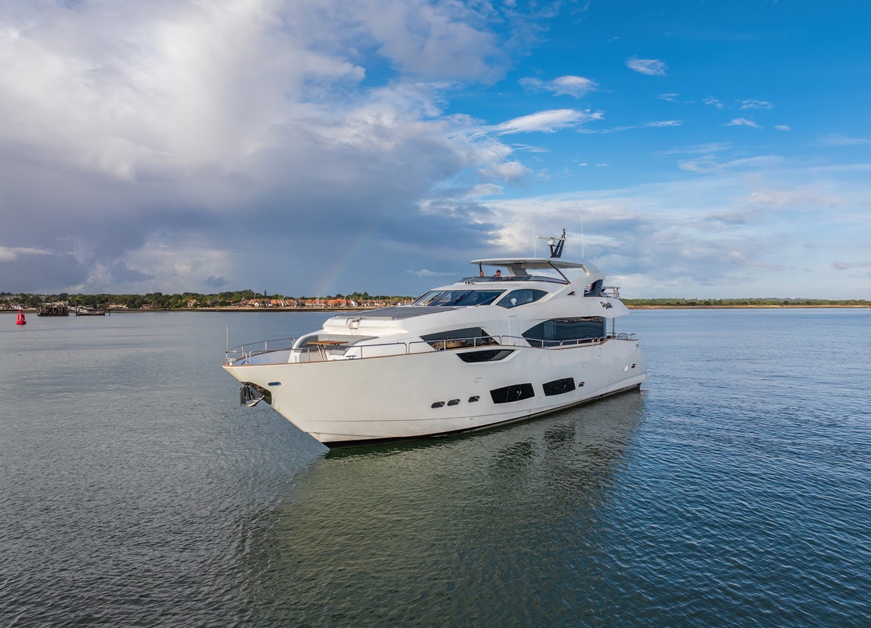 Sunseeker Motor Yacht CLOUDIA For Sale
