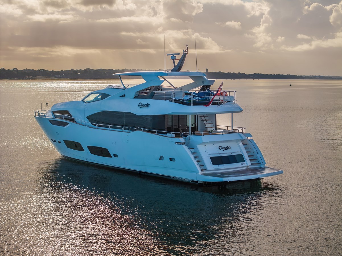 Sunseeker Motor Yacht CLOUDIA For Sale