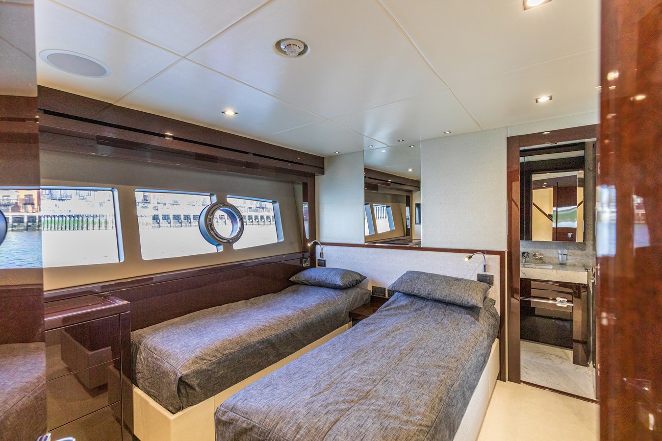 Sunseeker Motor Yacht CLOUDIA For Sale