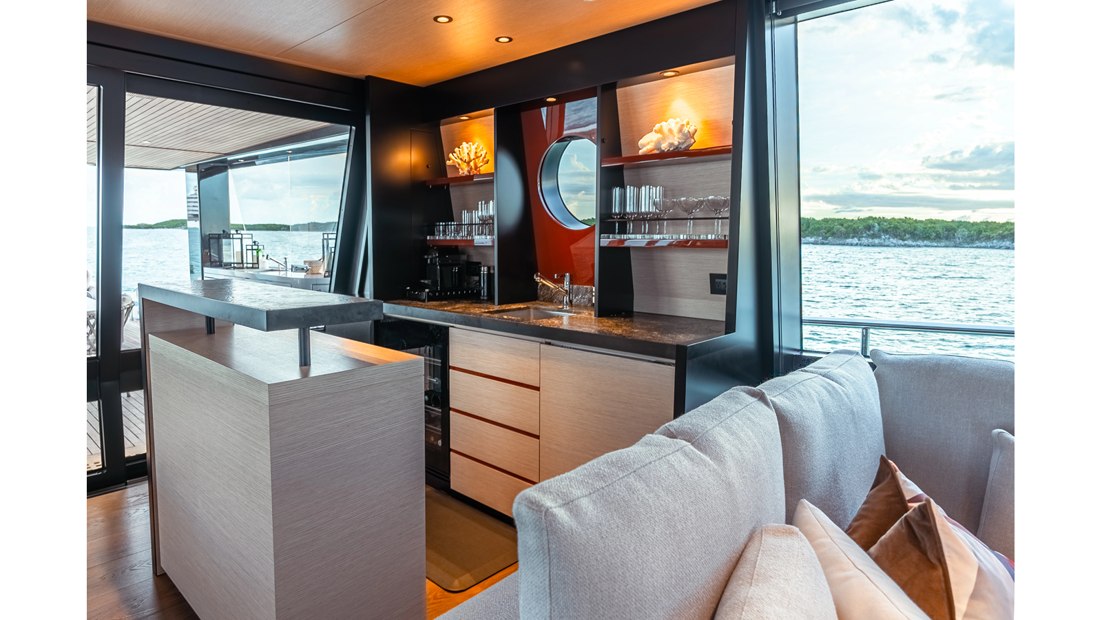 Alpha Yachts Motor Yacht VIVACE For Sale