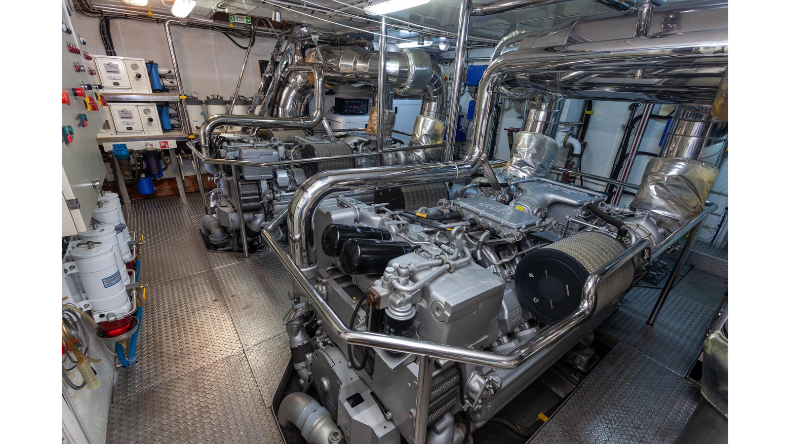 Ses Custom Motor Yacht SUNRISE For Sale