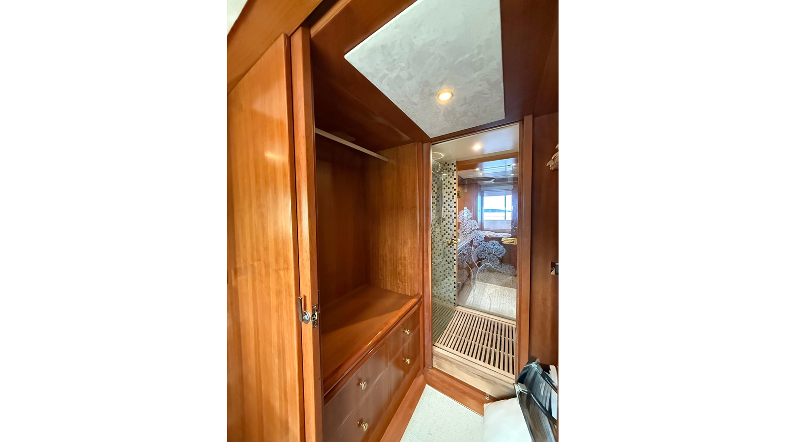 Ses Custom Motor Yacht SUNRISE For Sale