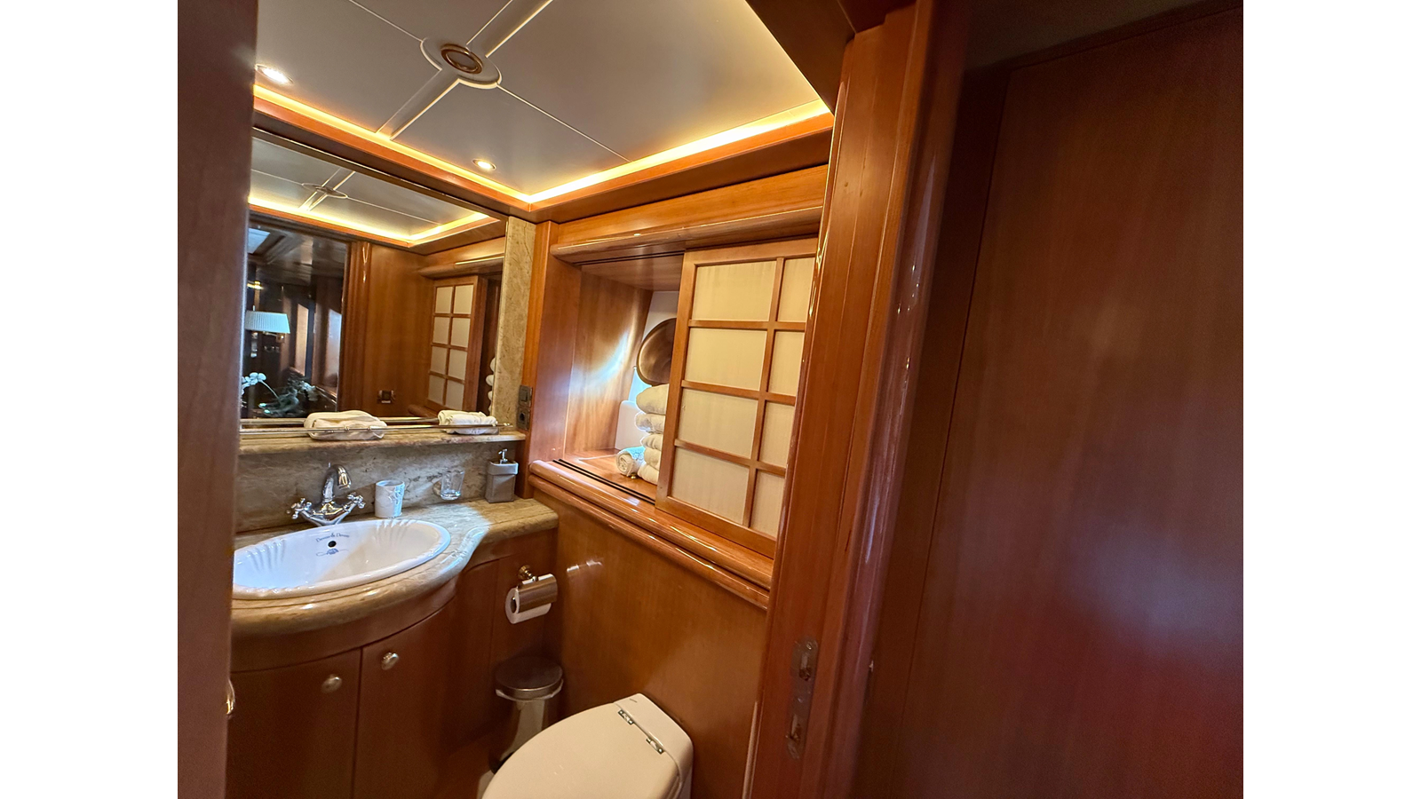 Ses Custom Motor Yacht SUNRISE For Sale
