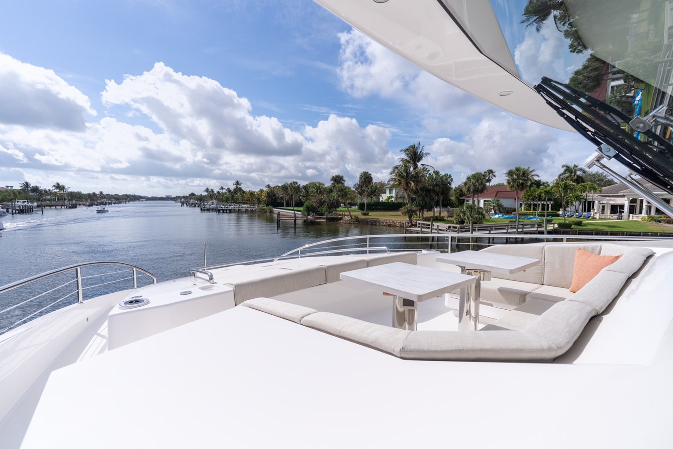 Horizon Motor Yachts Motor Yacht SHERI LYNN For Sale