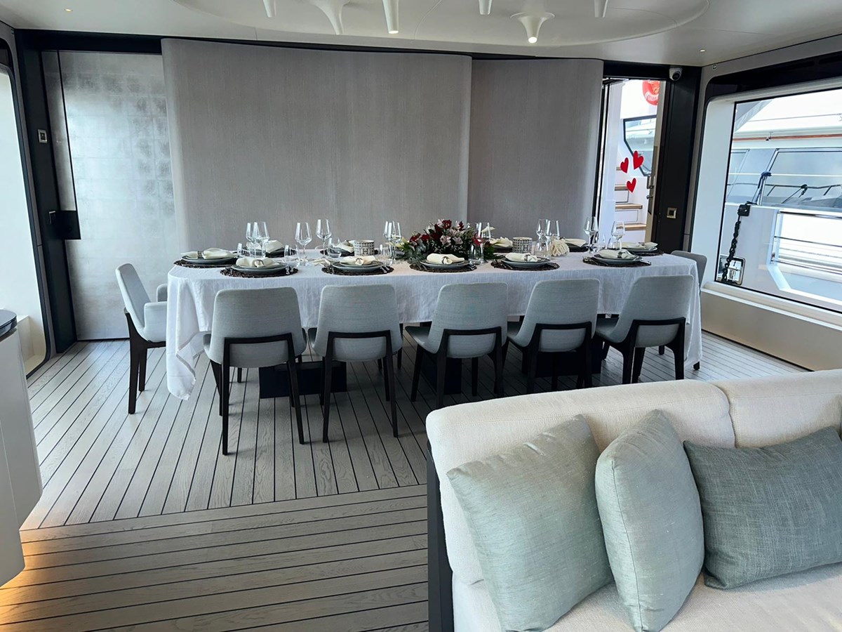 Azimut Yachts Motor Yacht LOVE T For Sale
