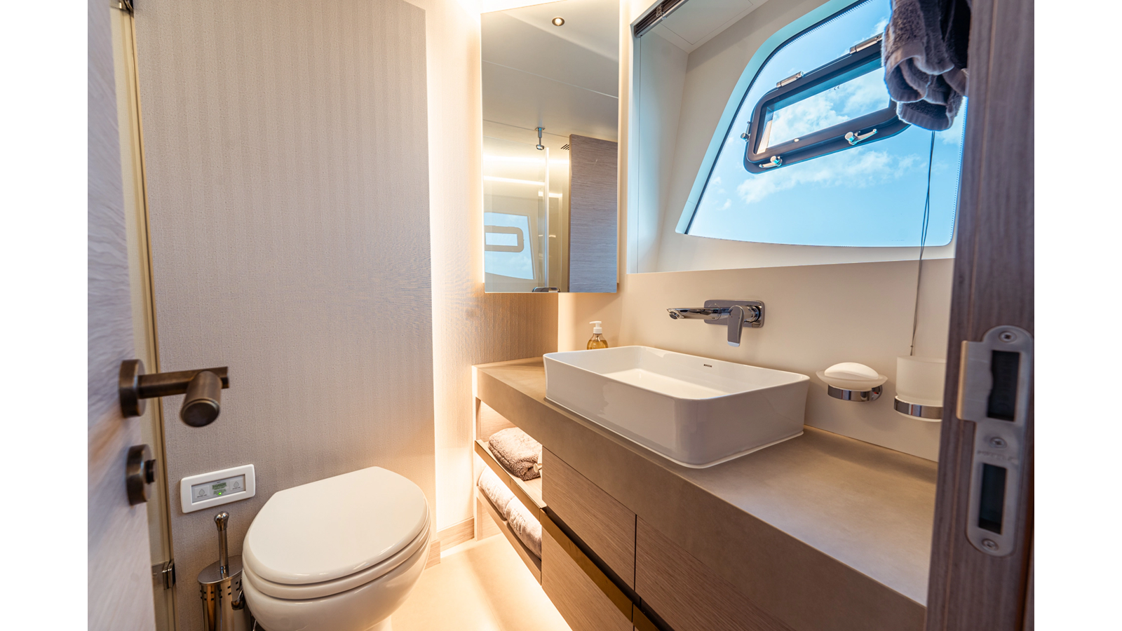 Numarine Motor Yacht EXIT STRATEGY For Sale