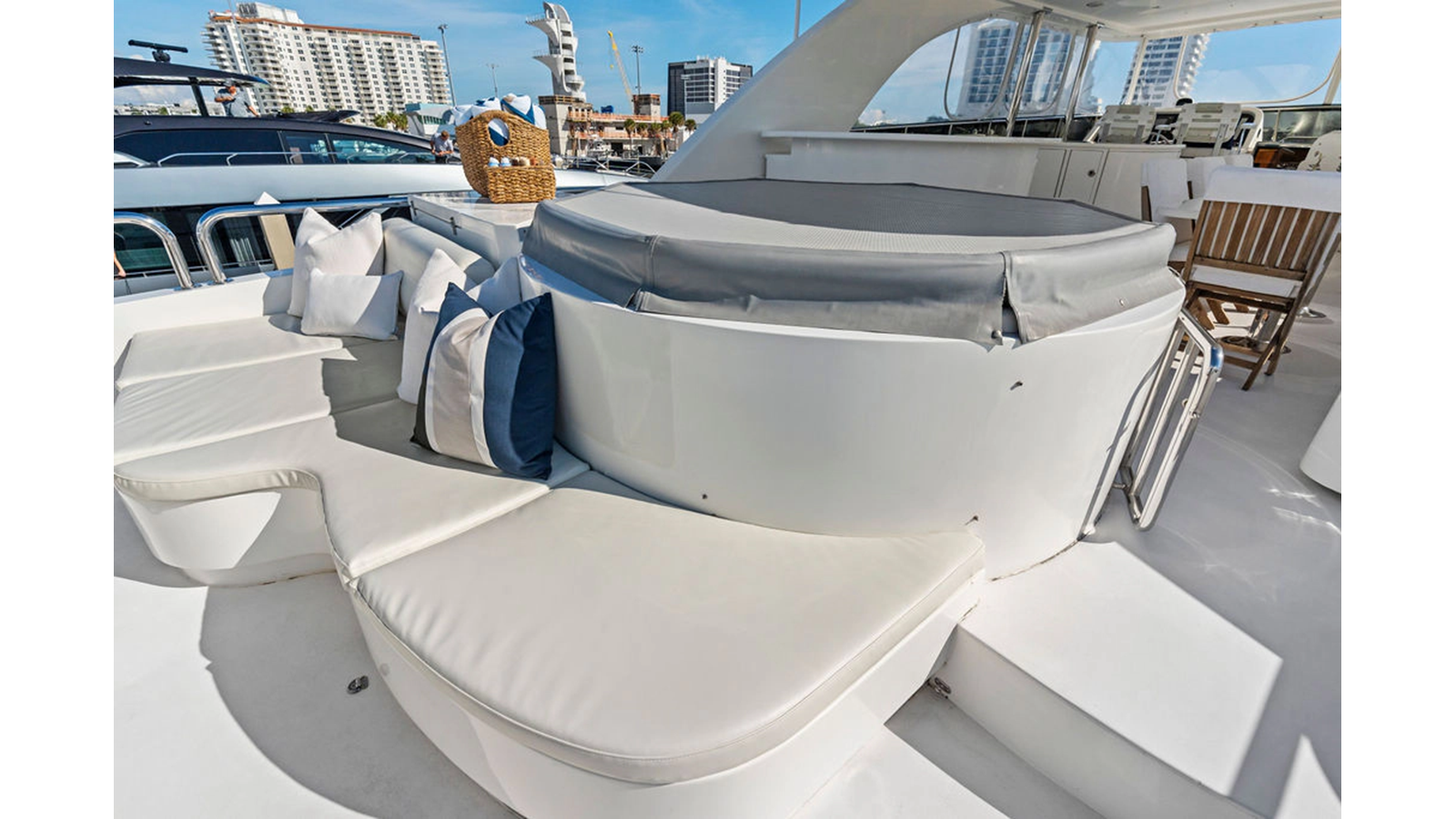 Hargrave Motor Yacht PERFECT HARMONY For Sale