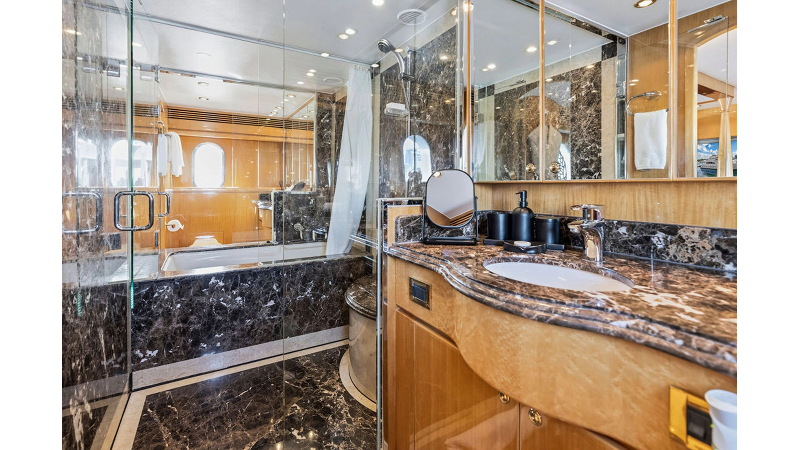 Hargrave Motor Yacht PERFECT HARMONY For Sale