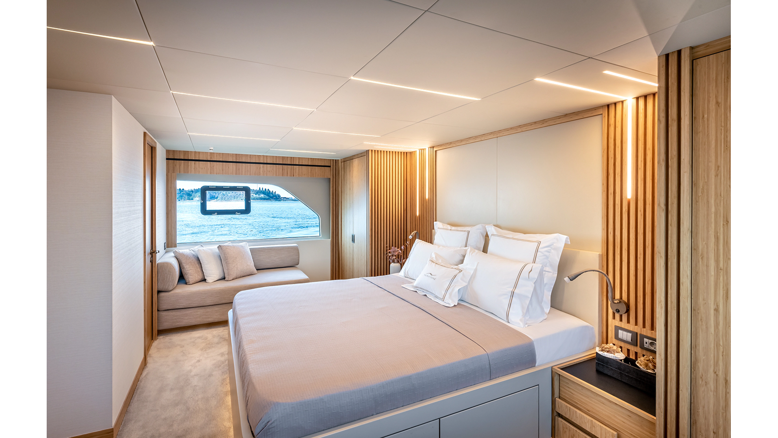 Numarine Motor Yacht NUMARINE 22XP HULL #7 For Sale