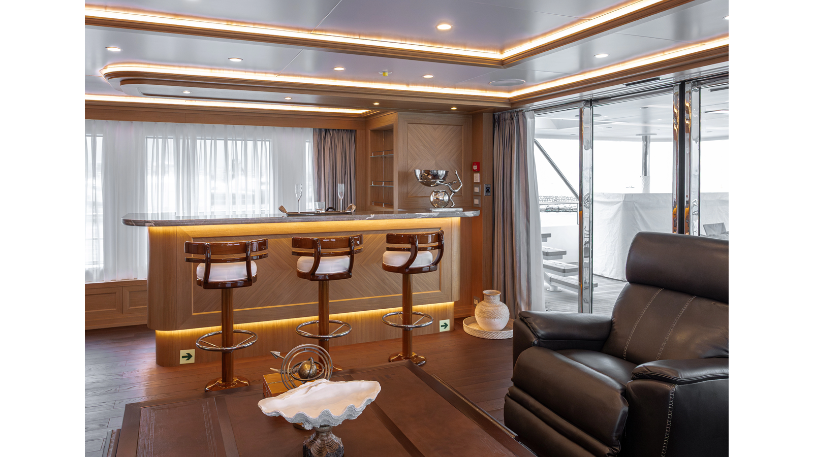 Rmk Marine Motor Yacht SEVEN SEAS For Sale