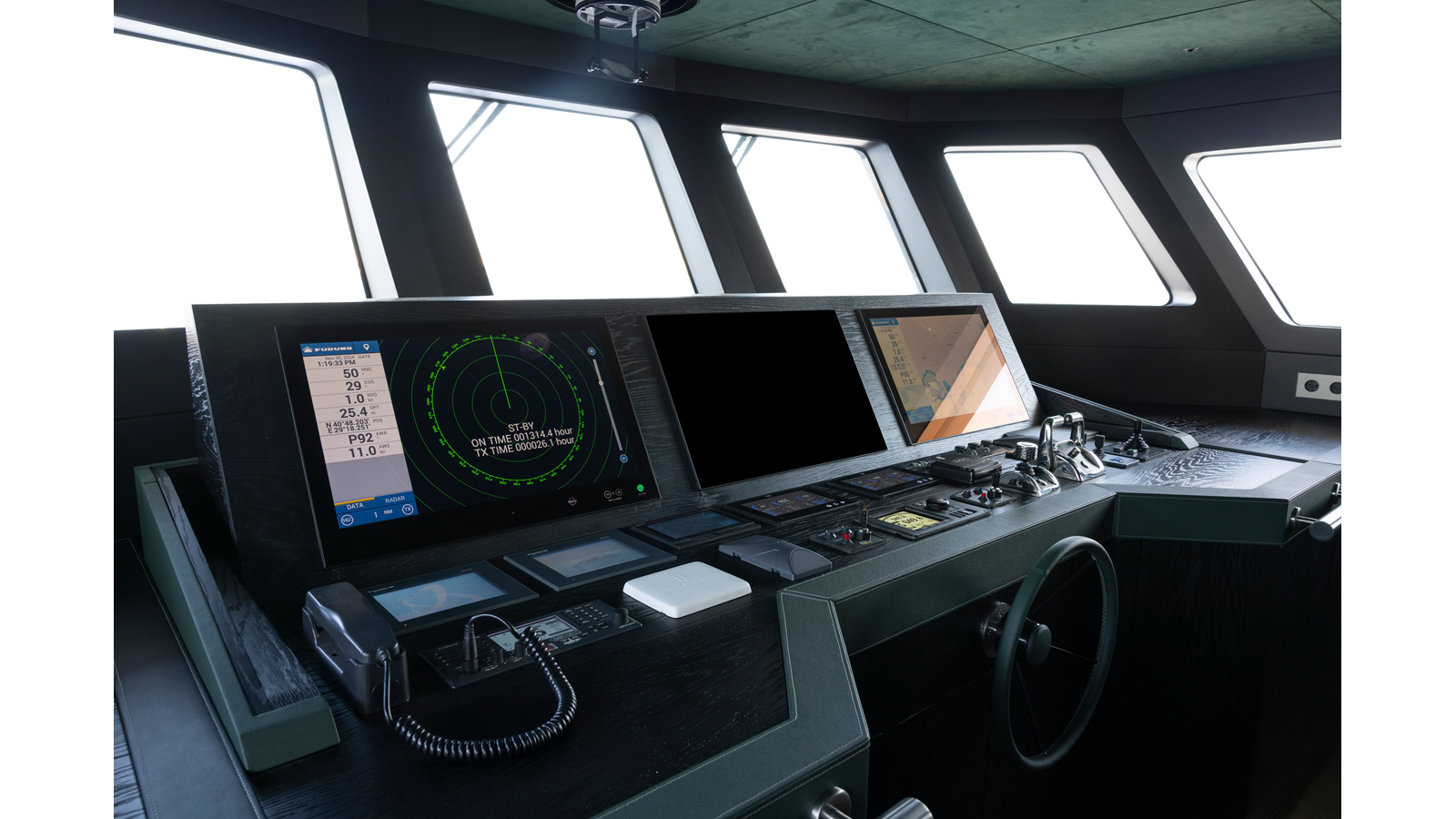 Custom Motor Yacht BEE EXPLORER For Sale