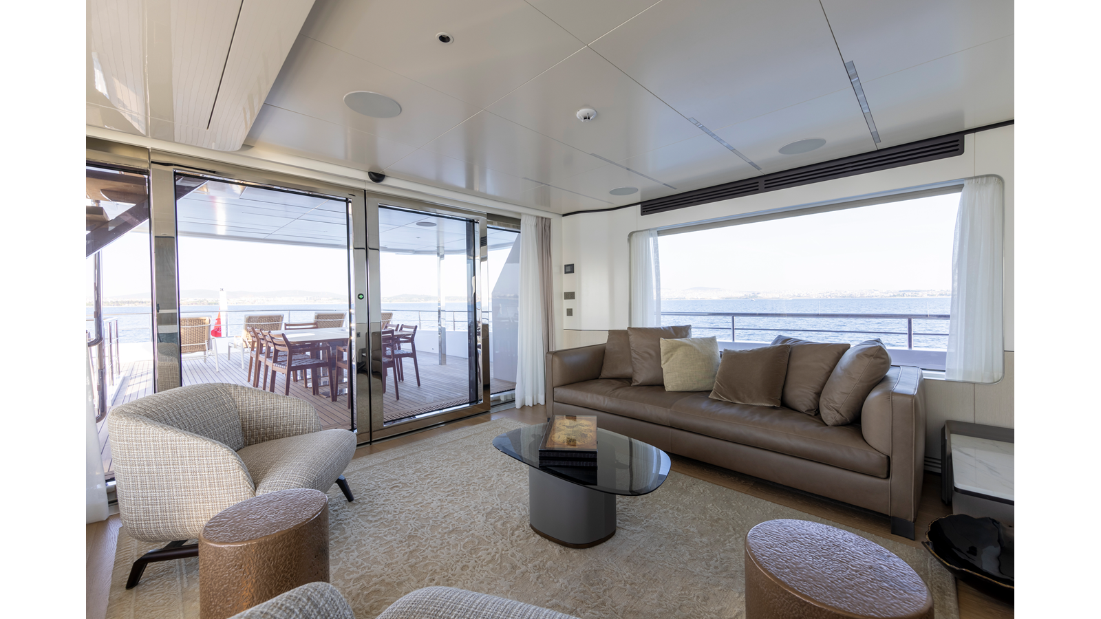 Custom Motor Yacht BEE EXPLORER For Sale