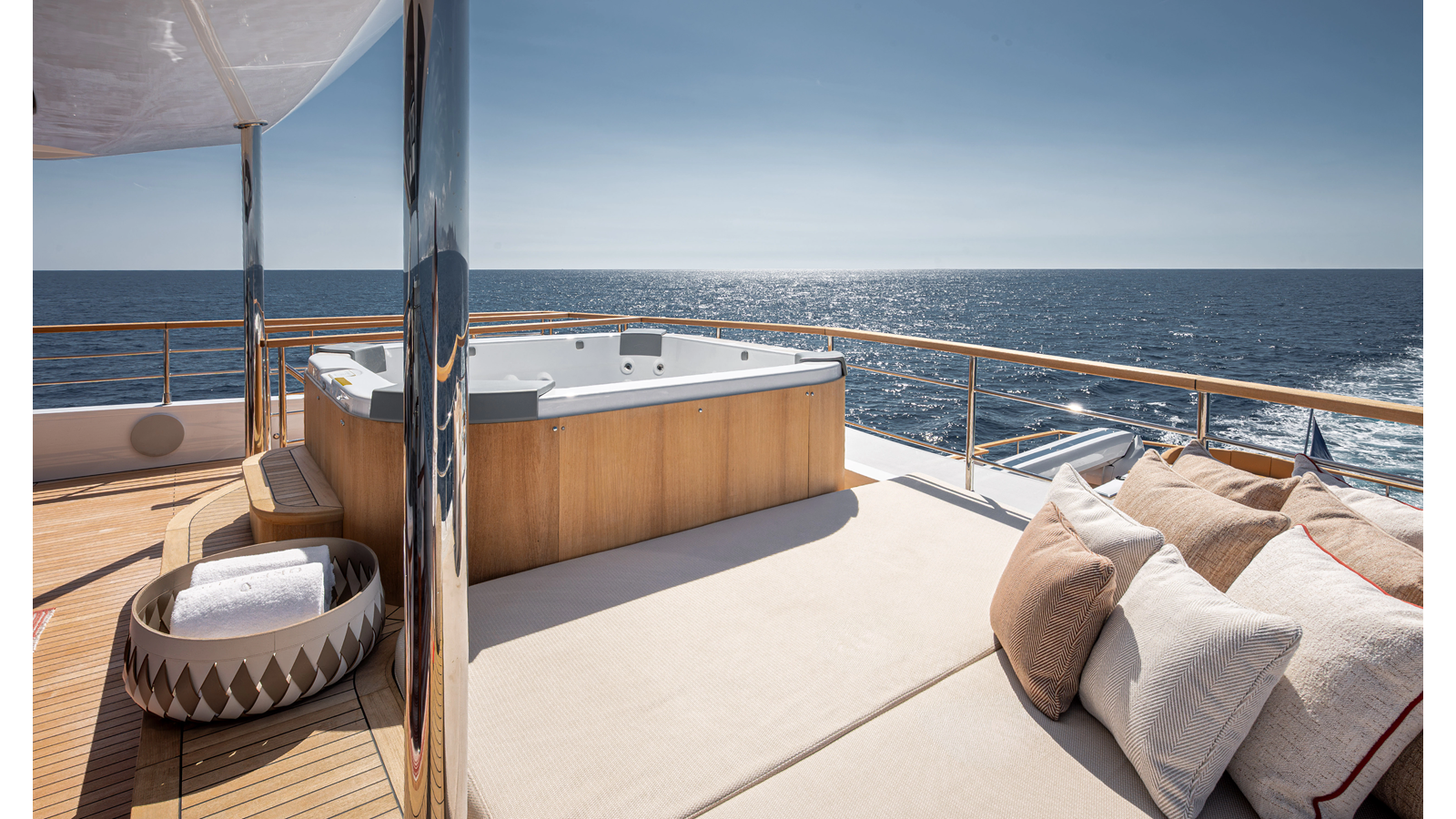 Numarine Motor Yacht NUMARINE 37XP-21 For Sale