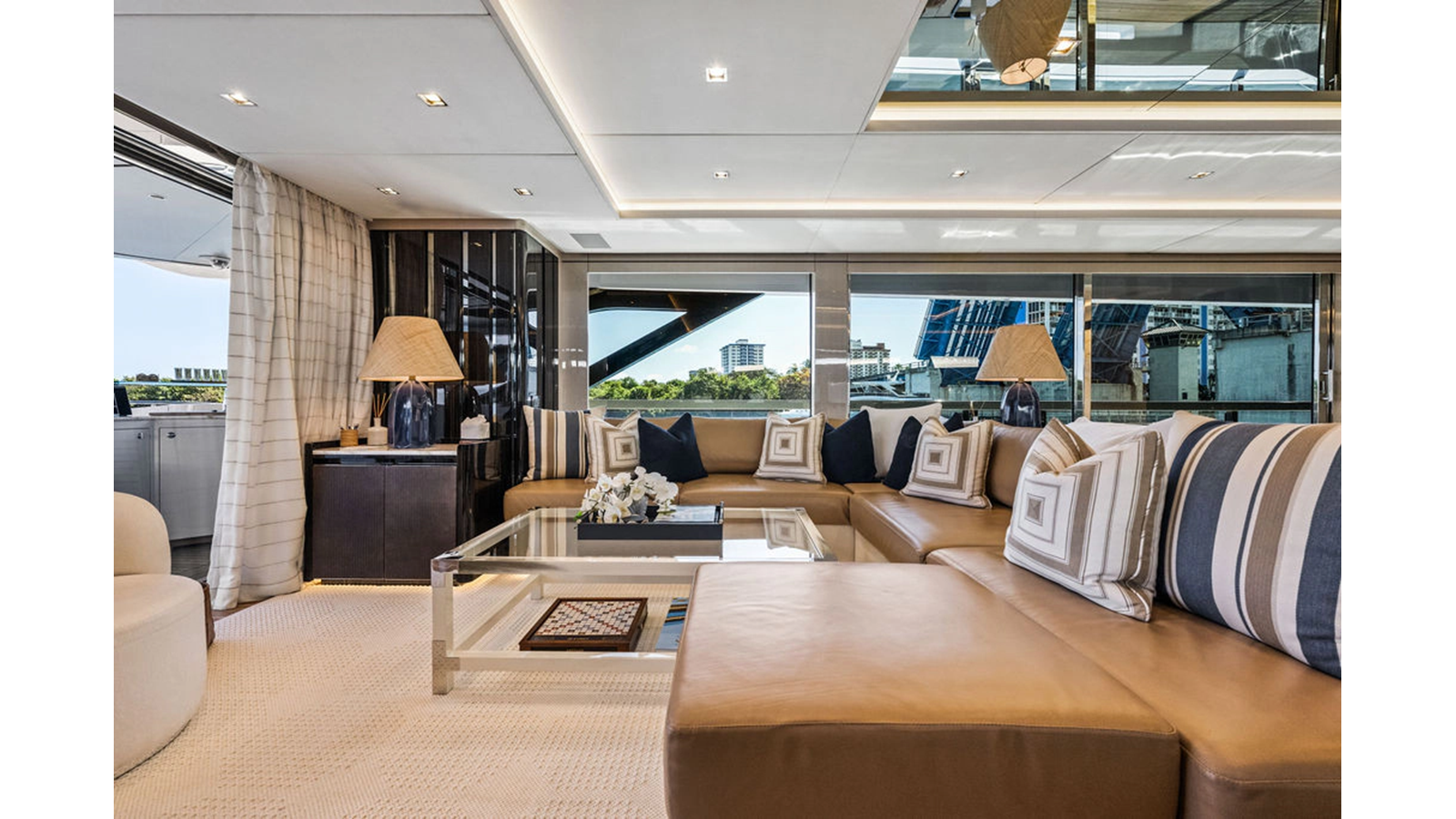 Mangusta Motor Yacht ARTEMIS For Sale