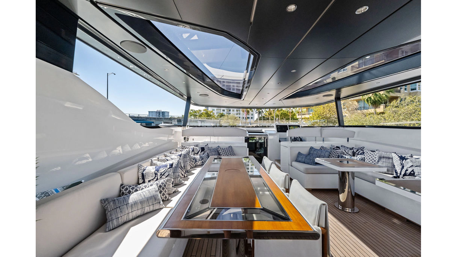 Mangusta Motor Yacht ARTEMIS For Sale