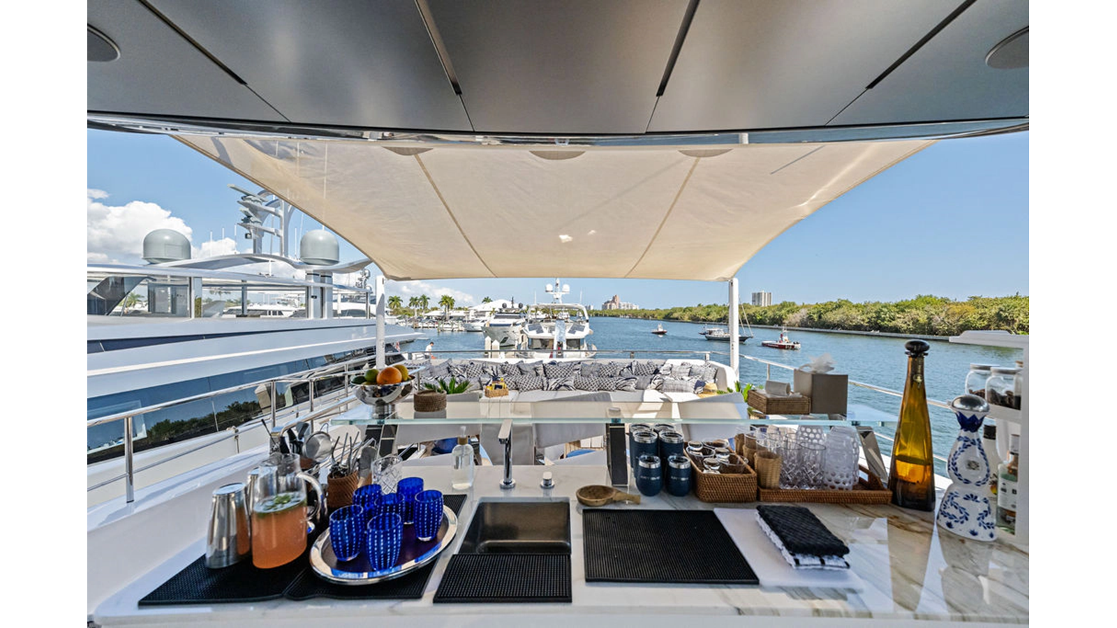 Mangusta Motor Yacht ARTEMIS For Sale