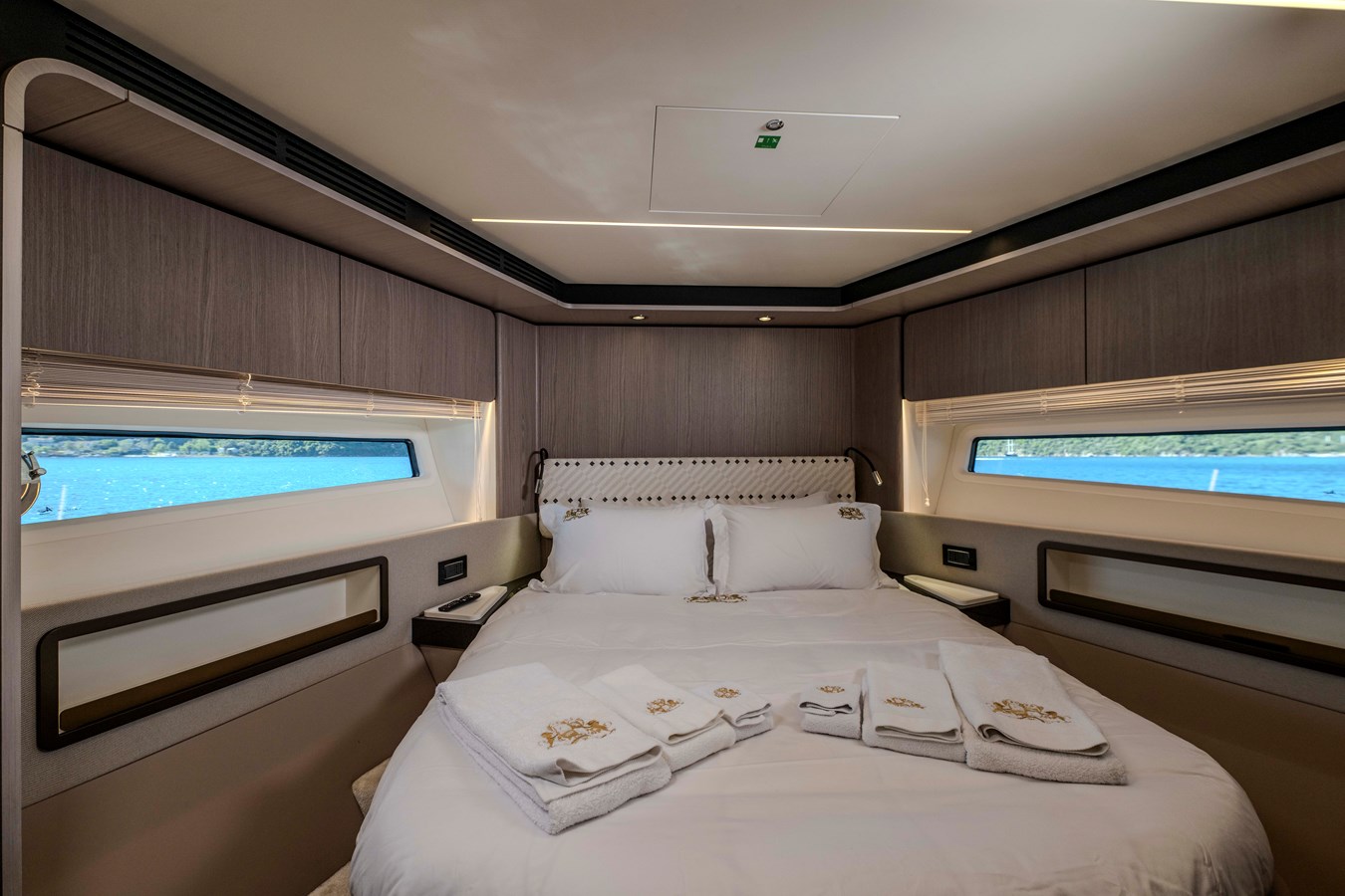 Azimut Yachts Motor Yacht CELEBRATE LIFE For Sale