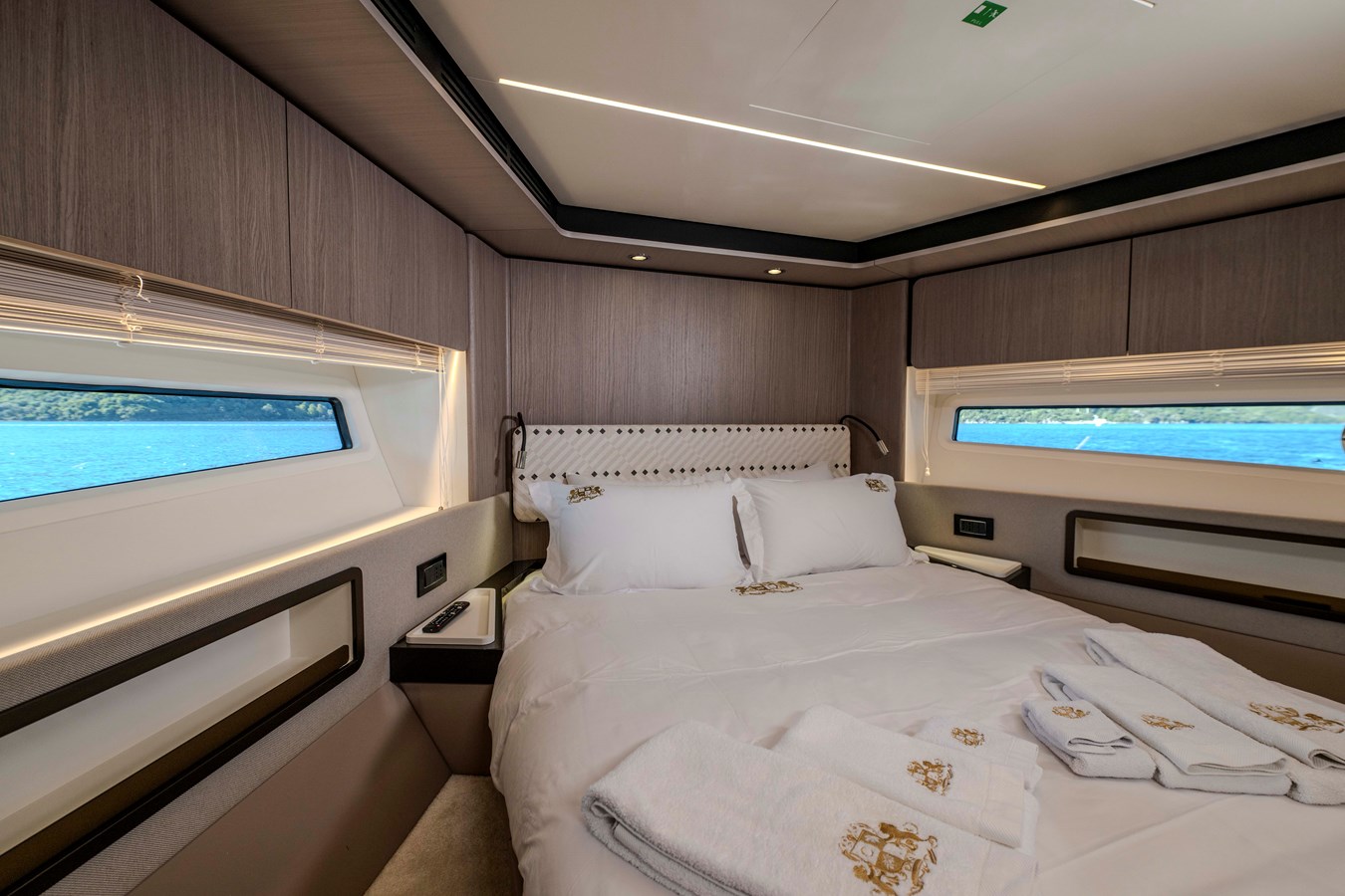 Azimut Yachts Motor Yacht CELEBRATE LIFE For Sale