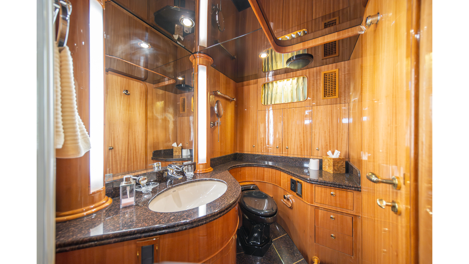 Horizon Yachts Motor Yacht Wishes Granted For Sale