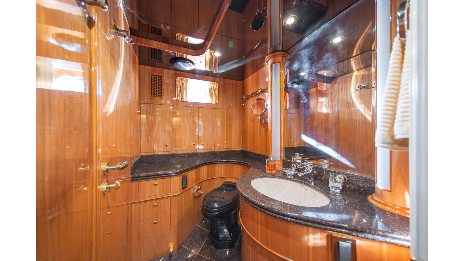 Horizon Yachts Motor Yacht Wishes Granted For Sale