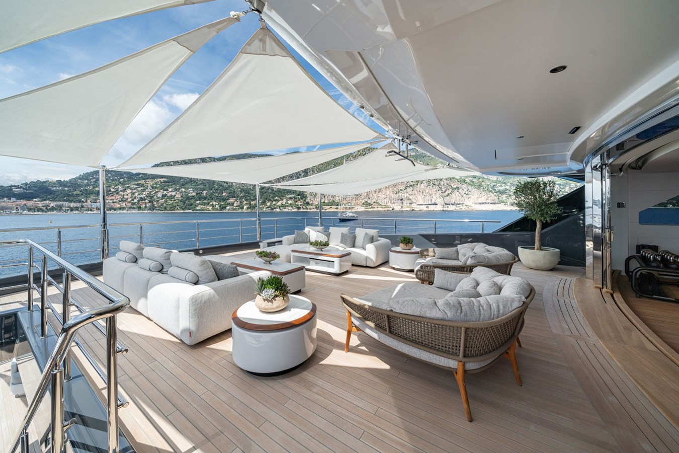 Golden Yachts Motor Yacht MALIA For Sale
