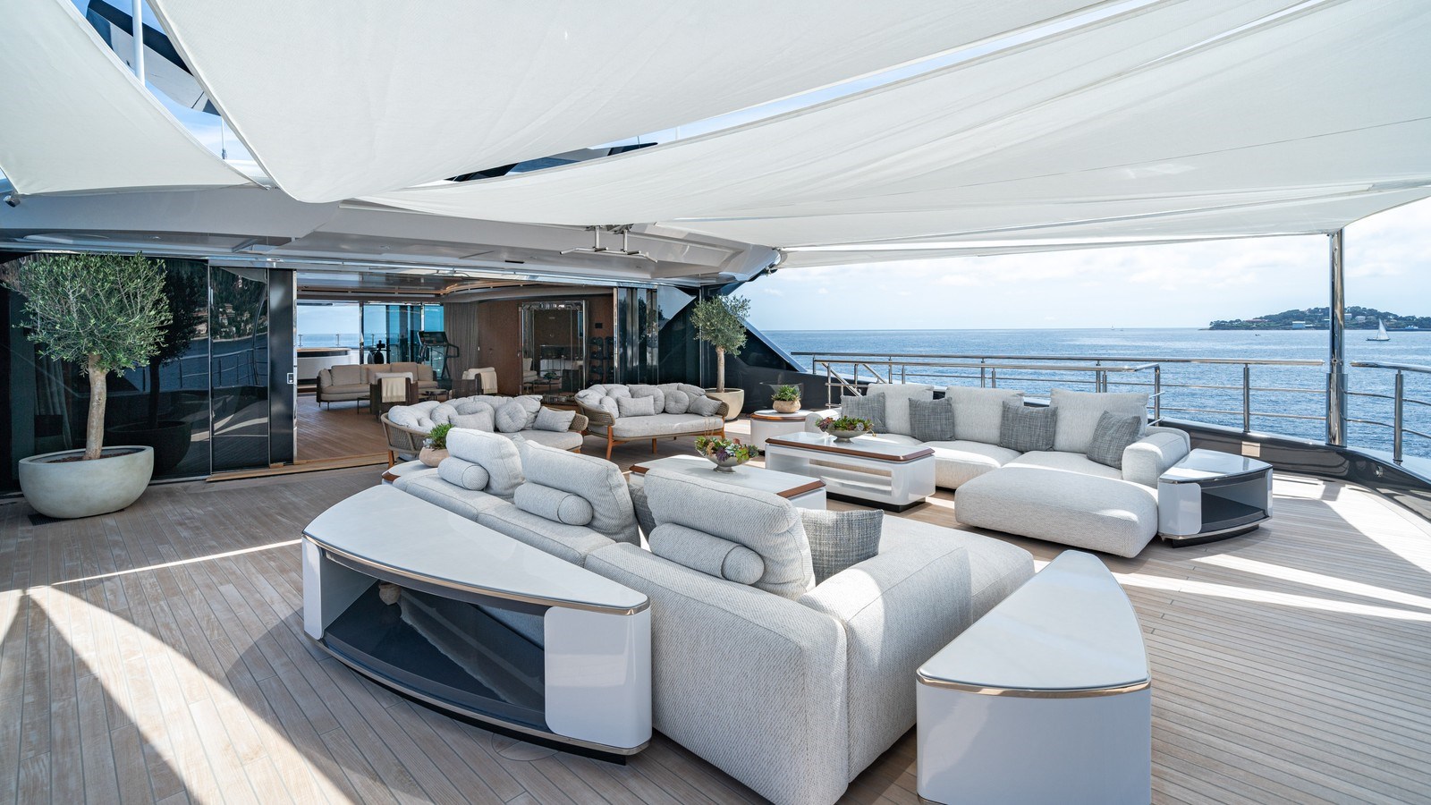 Golden Yachts Motor Yacht MALIA For Sale