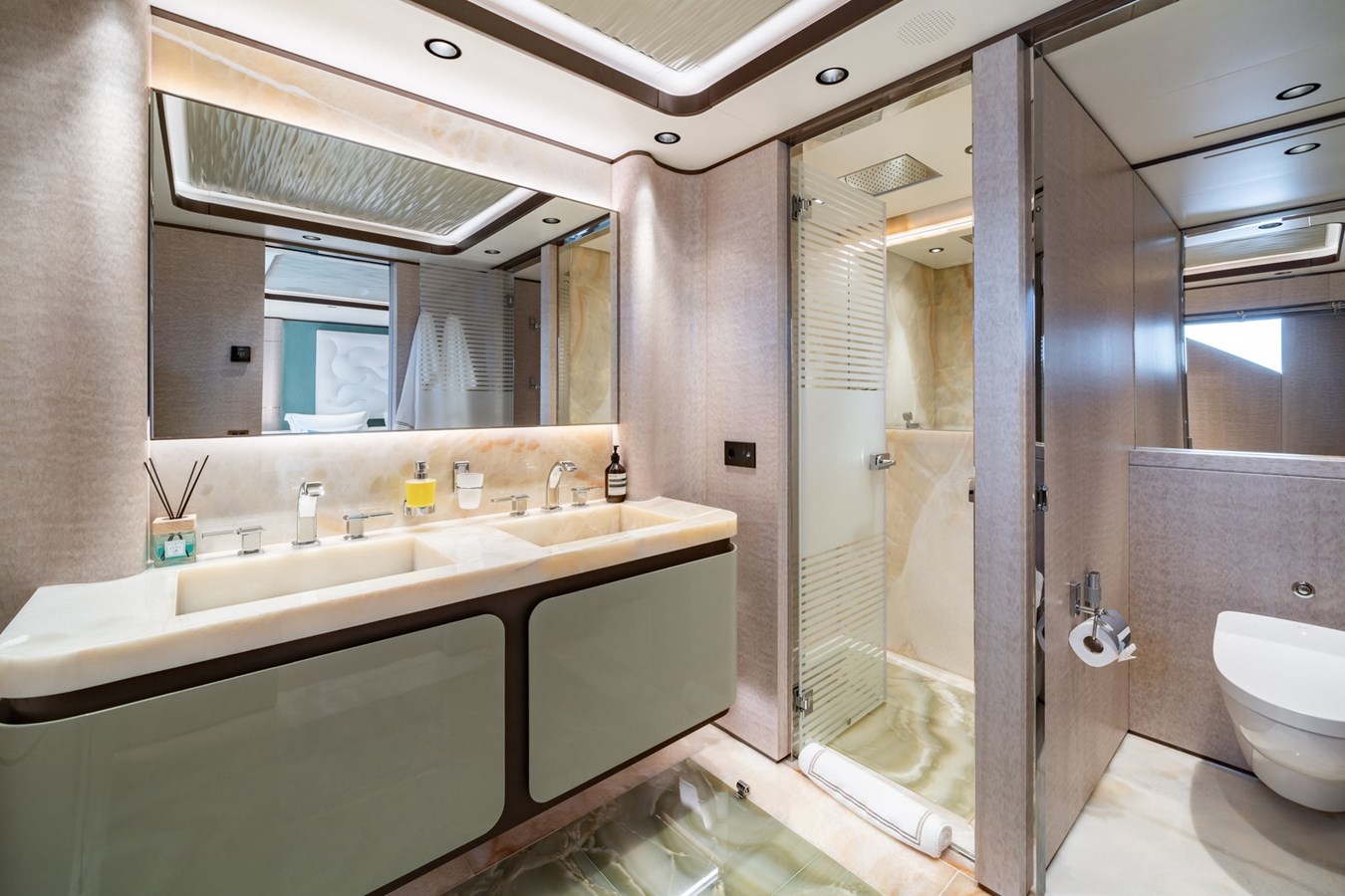 Golden Yachts Motor Yacht MALIA For Sale
