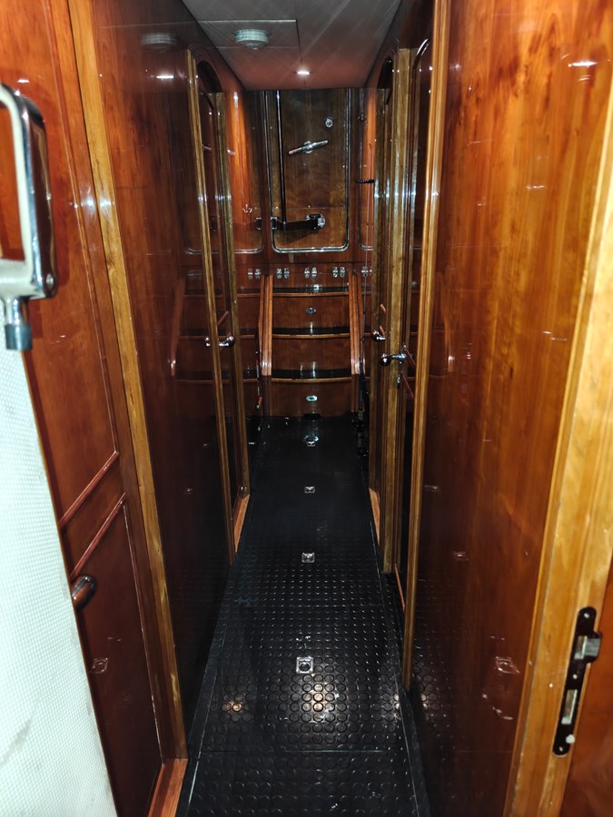 Horizon Motor Yachts Motor Yacht RAYS For Sale