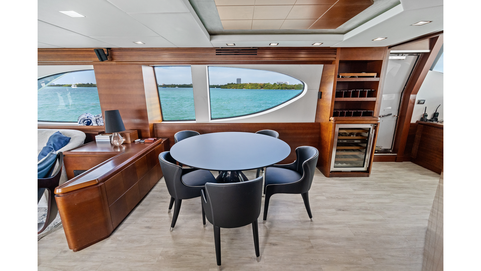 Azimut Yachts Motor Yacht Knot Woke For Sale