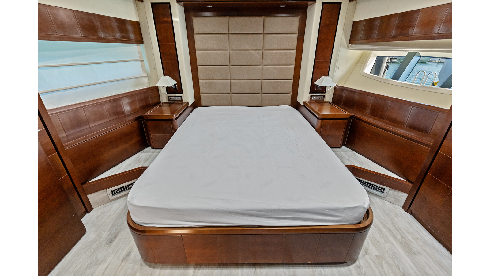 Azimut Yachts Motor Yacht Knot Woke For Sale