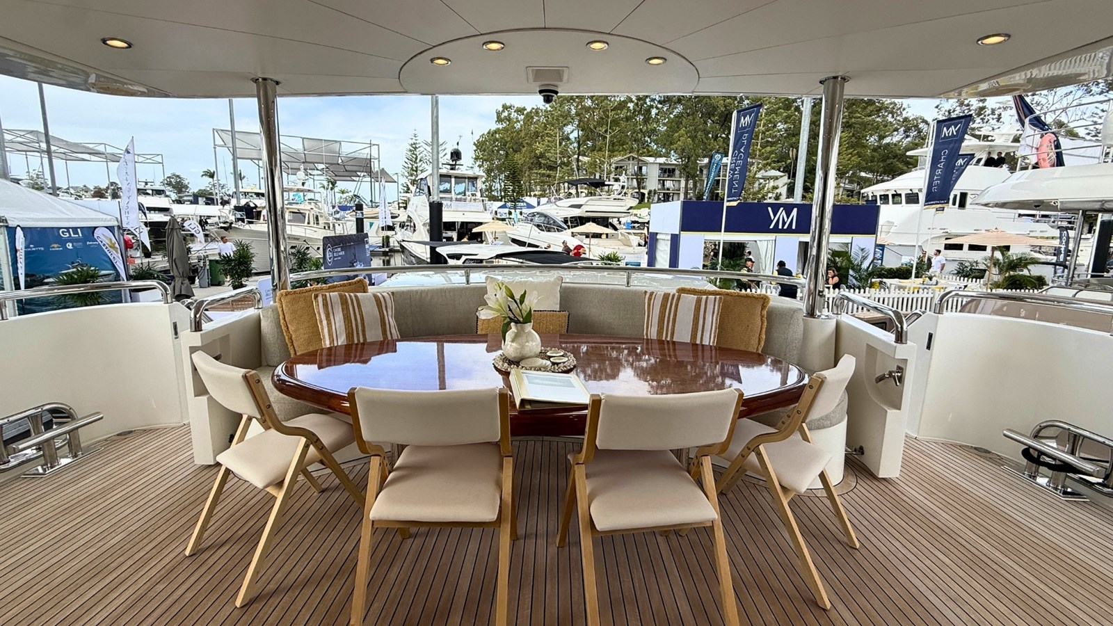 Horizon Yachts Motor Yacht EUPHORIA For Sale