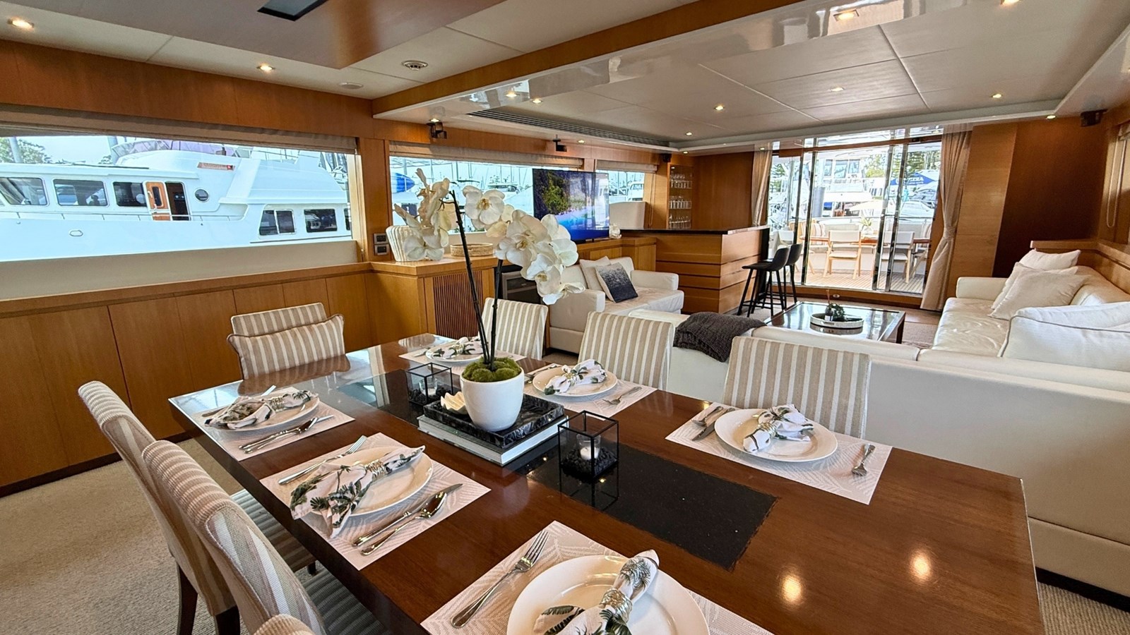 Horizon Yachts Motor Yacht EUPHORIA For Sale