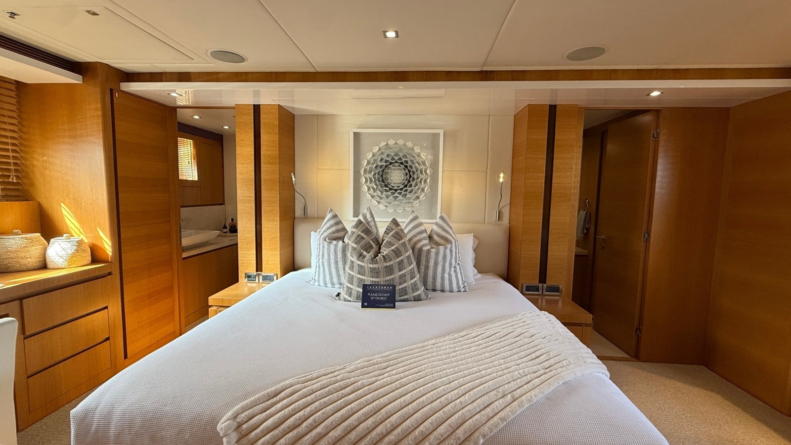 Horizon Yachts Motor Yacht EUPHORIA For Sale