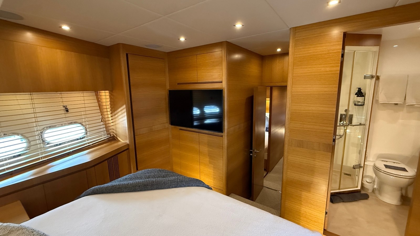 Horizon Yachts Motor Yacht EUPHORIA For Sale