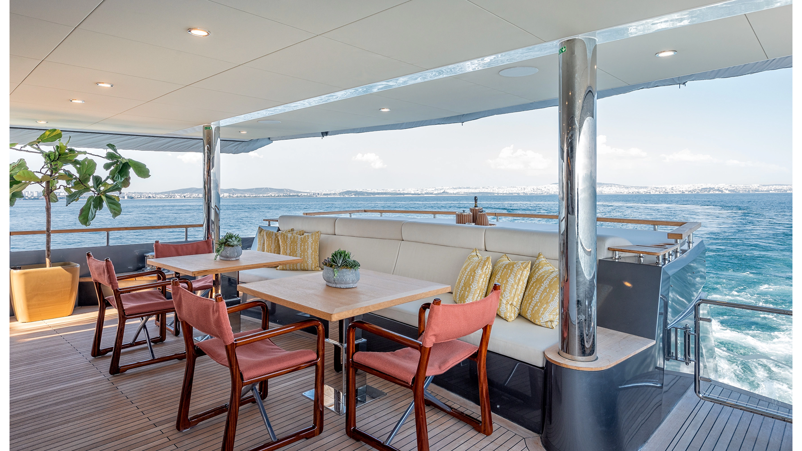 Numarine Motor Yacht ONE ZERO For Sale