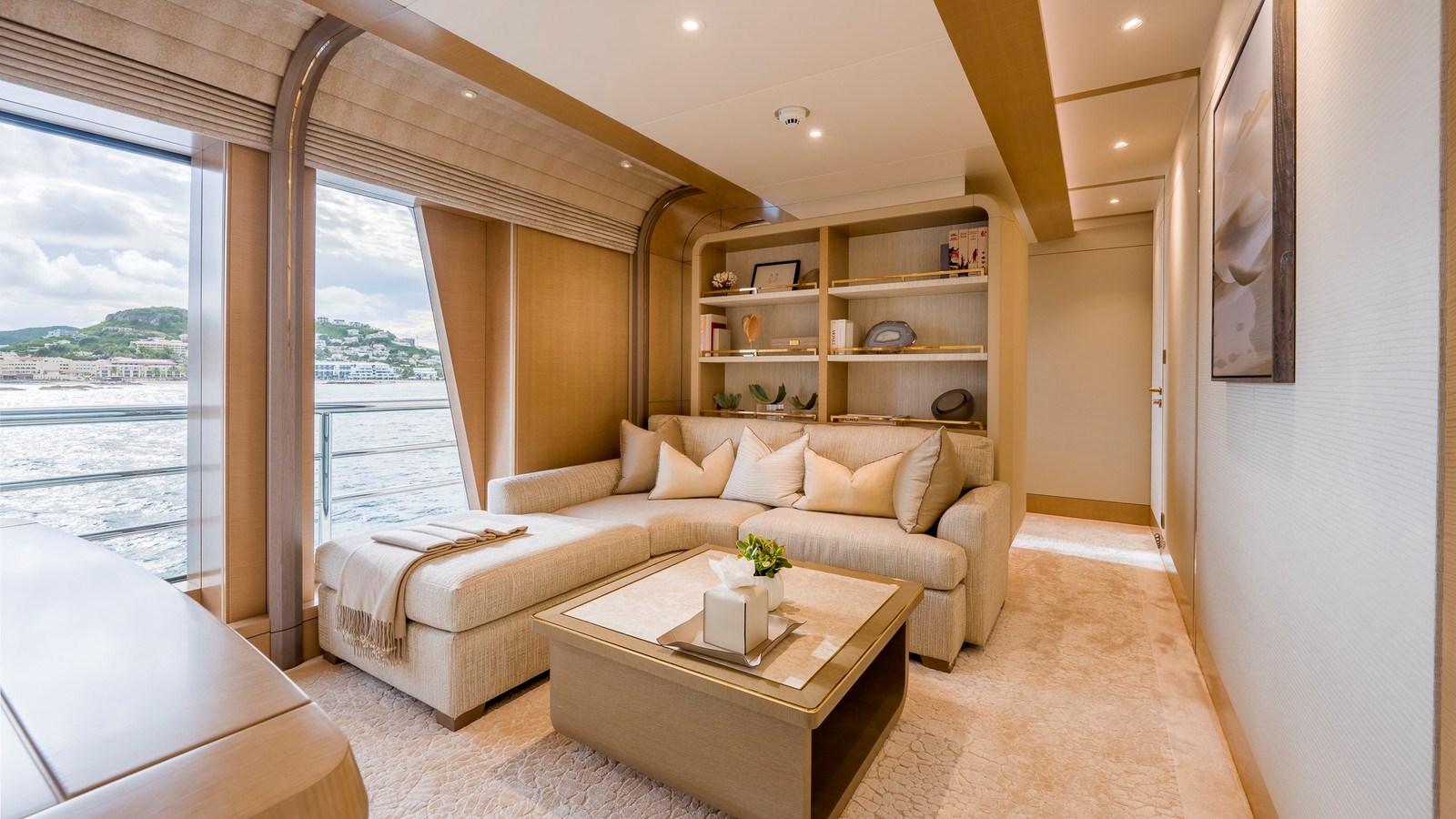 Amels Motor Yacht NENINKA For Sale